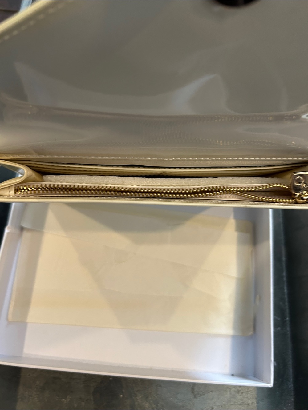 Pandora 'Filled with Love' NIB Ivory Envelope Clutch NIB - Picture 2 of 6